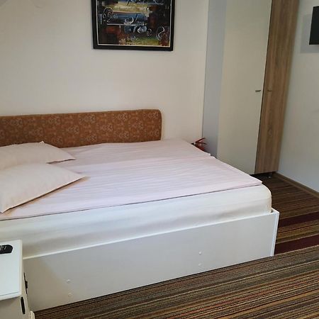 Cabana Maly Petroşani Extérieur photo
